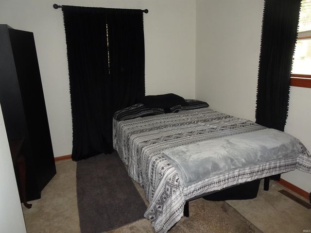 8170 N Tippecanoe Drive, Walkerton, IN 46574