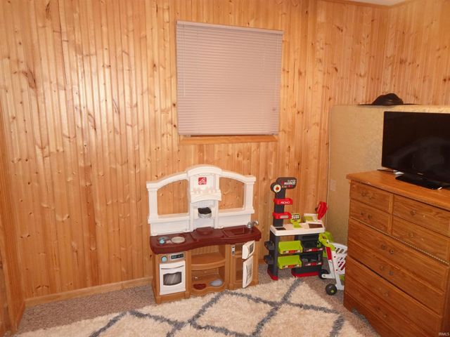 8170 N Tippecanoe Drive, Walkerton, IN 46574