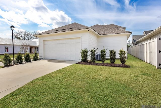 14241 Spalding Way, Baton Rouge, LA 70817
