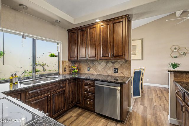 16208 E ROSETTA Drive 32, Fountain Hills, AZ 85268