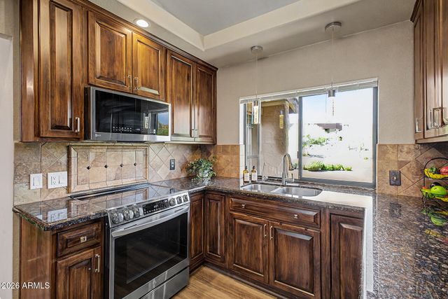 16208 E ROSETTA Drive 32, Fountain Hills, AZ 85268