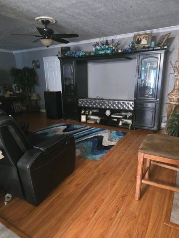 855 Alma Street, Beaumont, TX 77705