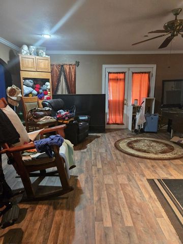 855 Alma Street, Beaumont, TX 77705