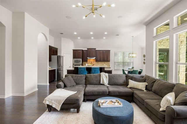 311 Grafton LN, Austin, TX 78737