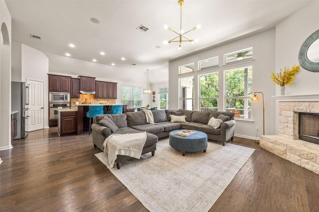 311 Grafton LN, Austin, TX 78737