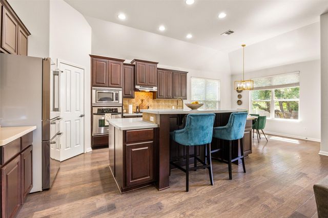 311 Grafton LN, Austin, TX 78737