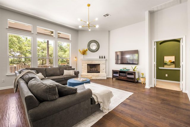 311 Grafton LN, Austin, TX 78737