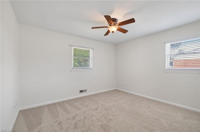 2833 David AVE, Norfolk, VA 23518
