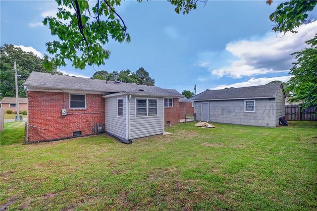 2833 David AVE, Norfolk, VA 23518