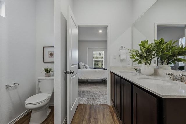 1337 Weatherford LN, Leander, TX 78641