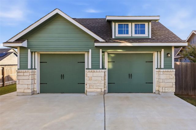 1337 Weatherford LN, Leander, TX 78641