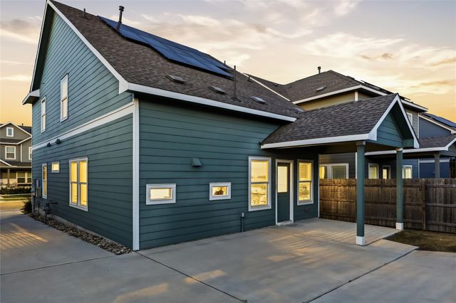 1337 Weatherford LN, Leander, TX 78641