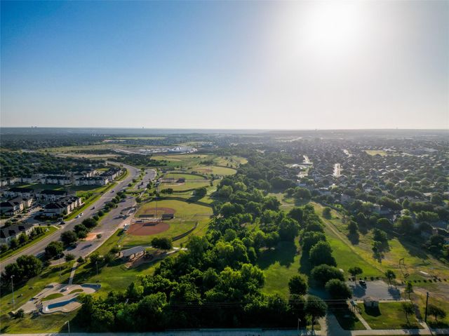 1337 Weatherford LN, Leander, TX 78641