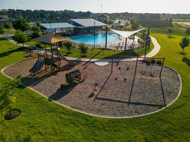 1337 Weatherford LN, Leander, TX 78641