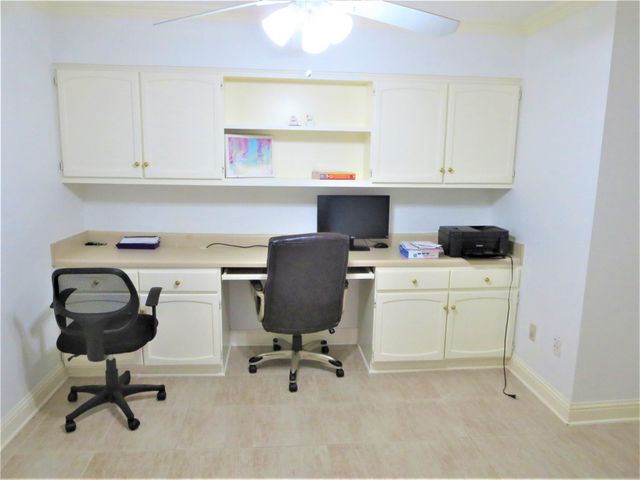 361 N Post Oak Lane 239, Houston, TX 77024