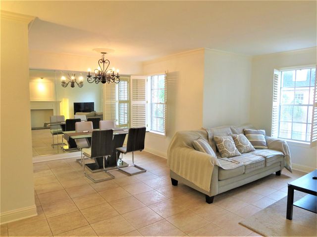 361 N Post Oak Lane 239, Houston, TX 77024