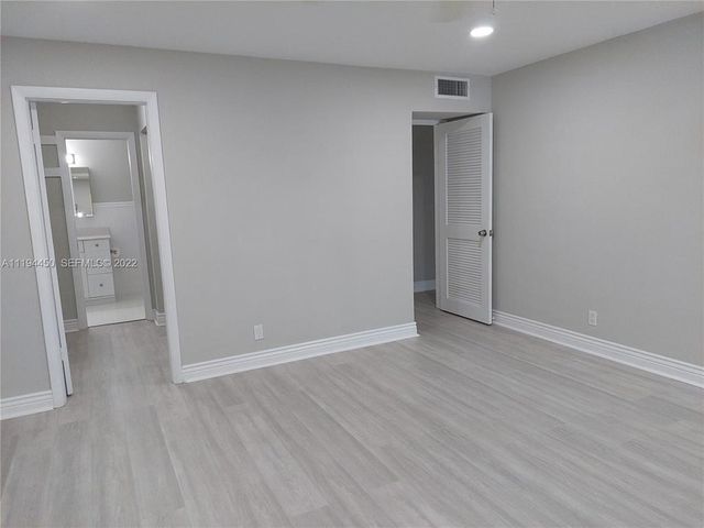 1700 SE 15th Street SE 309, Fort Lauderdale, FL 33316