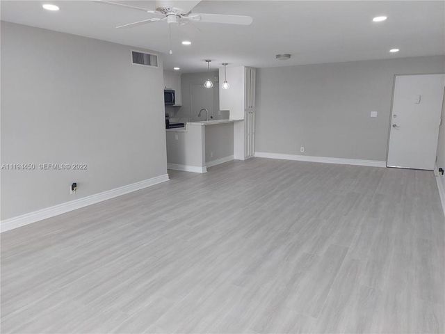 1700 SE 15th Street SE 309, Fort Lauderdale, FL 33316