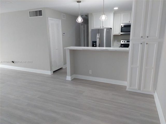 1700 SE 15th Street SE 309, Fort Lauderdale, FL 33316