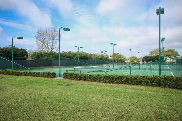 8 ROSEBERRY COURT, Ocoee, FL 34761