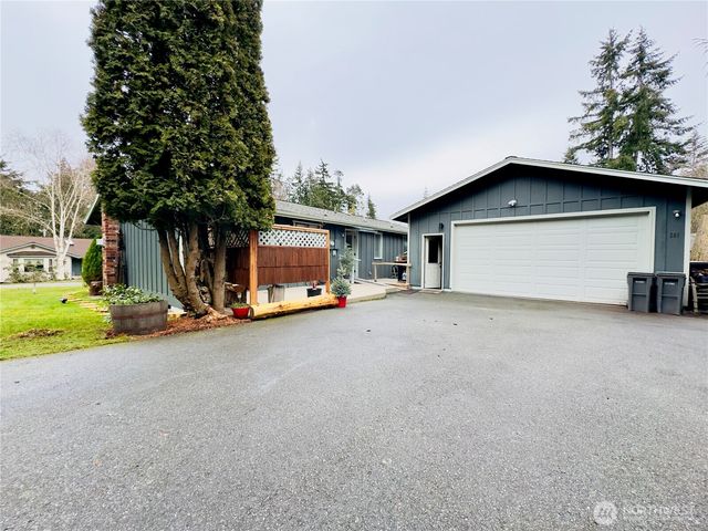 281 Soleduck Place, La Conner, WA 98257
