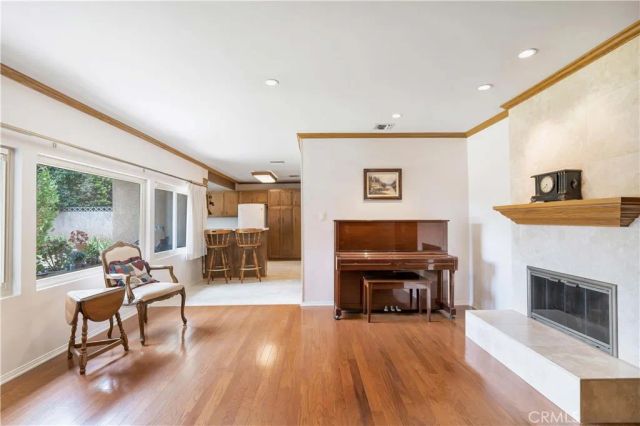 15803 Gault Street, Lake Balboa, CA 91406