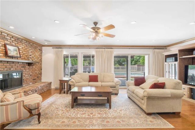 15803 Gault Street, Lake Balboa, CA 91406