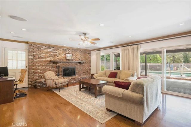 15803 Gault Street, Lake Balboa, CA 91406