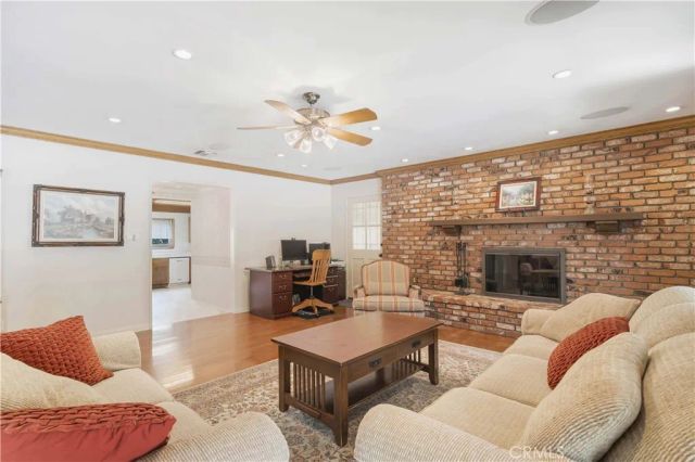15803 Gault Street, Lake Balboa, CA 91406