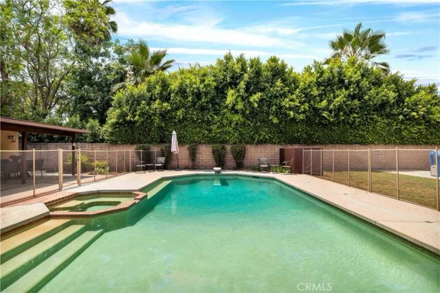 15803 Gault Street, Lake Balboa, CA 91406