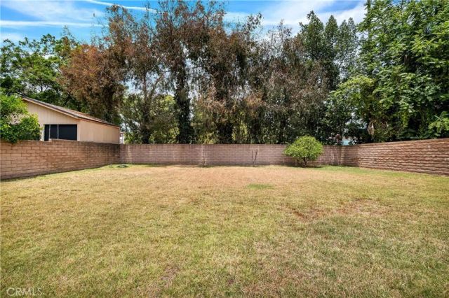 15803 Gault Street, Lake Balboa, CA 91406