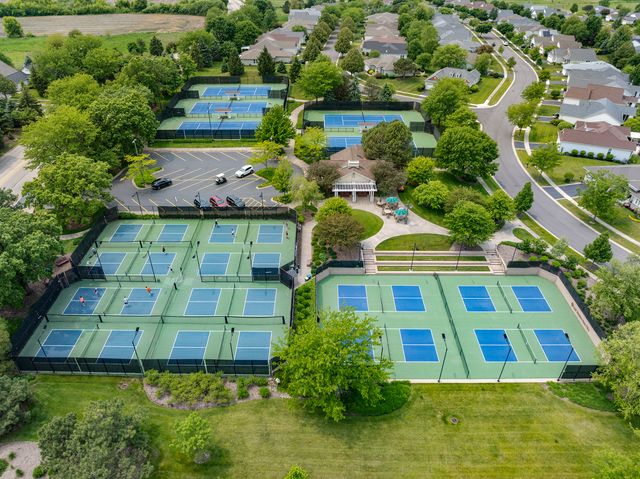 14038 Westmore Road, Huntley, IL 60142