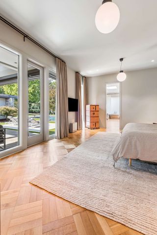 6210 Hickory Valley Rd, Nashville, TN 37205