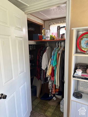 1086 E MAIN ST, Wellington, UT 84542