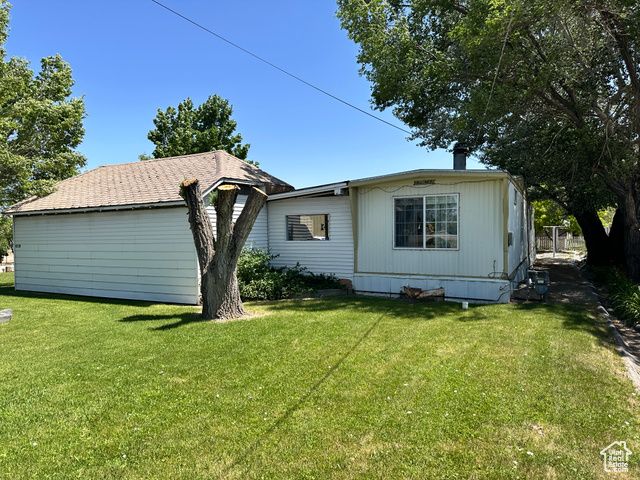 1086 E MAIN ST, Wellington, UT 84542