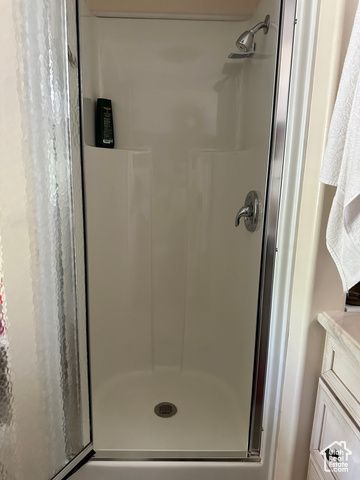 1086 E MAIN ST, Wellington, UT 84542