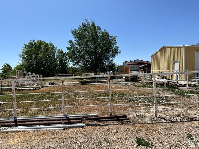 1086 E MAIN ST, Wellington, UT 84542