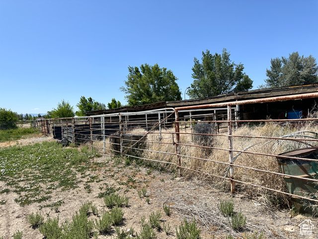 1086 E MAIN ST, Wellington, UT 84542