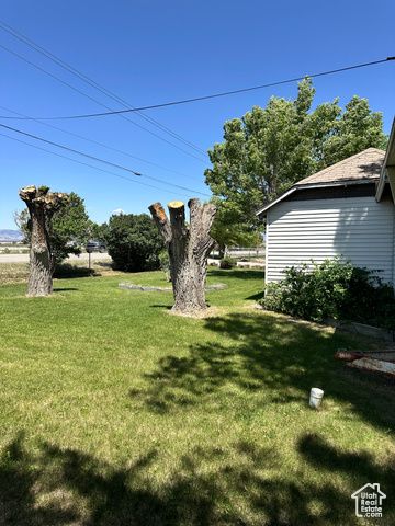 1086 E MAIN ST, Wellington, UT 84542