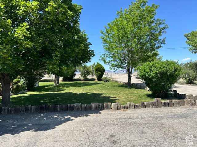 1086 E MAIN ST, Wellington, UT 84542