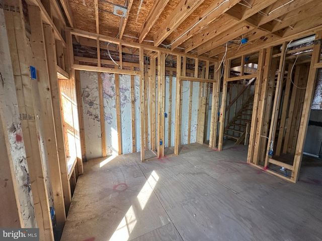 829 N 39TH ST, Philadelphia, PA 19104