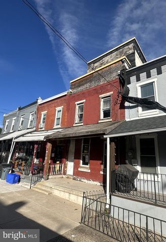 829 N 39TH ST, Philadelphia, PA 19104