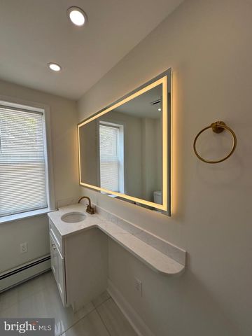 651 COPLEY RD, Upper Darby, PA 19082