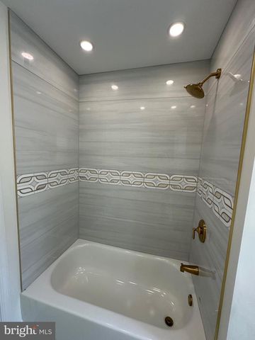 651 COPLEY RD, Upper Darby, PA 19082