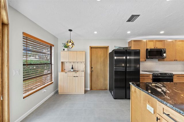 6107 45TH STREET W, Bradenton, FL 34210