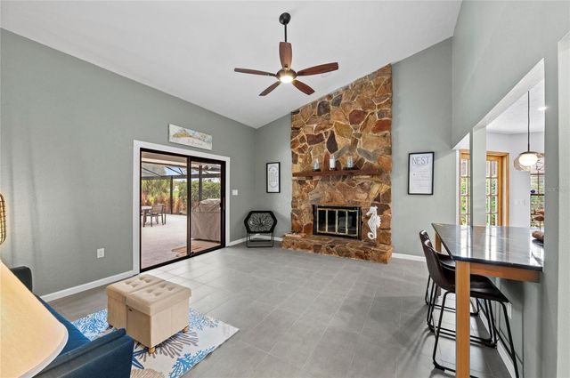 6107 45TH STREET W, Bradenton, FL 34210