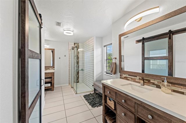 6107 45TH STREET W, Bradenton, FL 34210