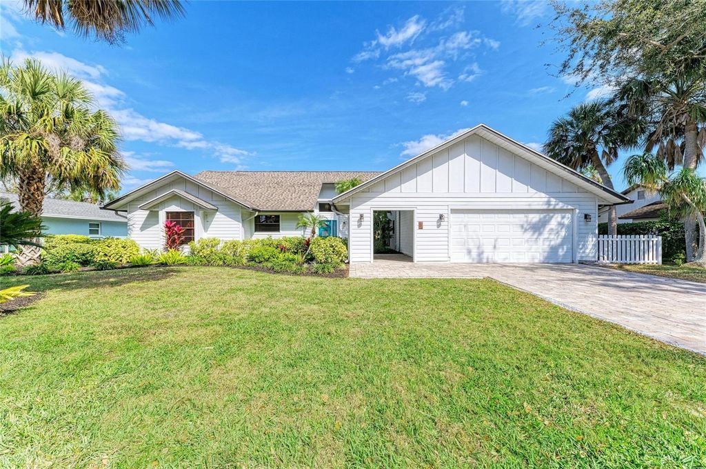 6107 45TH STREET W, Bradenton, FL 34210