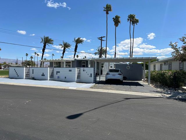 32300 Saint Andrews Drive, Thousand Palms, CA 92276