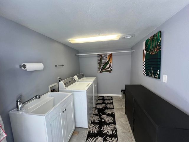 32300 Saint Andrews Drive, Thousand Palms, CA 92276